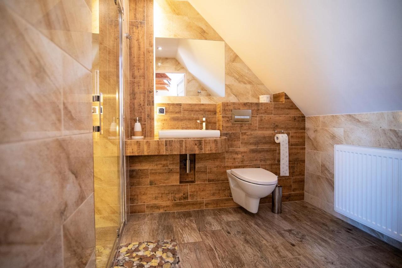 Siedlisko Pod Debem Hotell Wilimy Exteriör bild