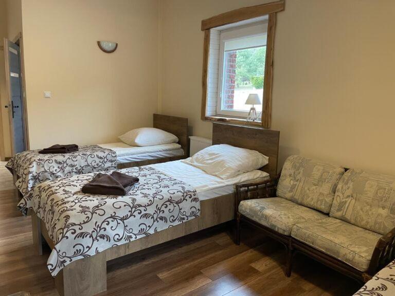 Siedlisko Pod Debem Hotell Wilimy Exteriör bild